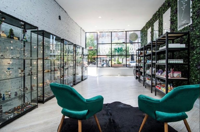 cbd store near Wicker Park 768x507